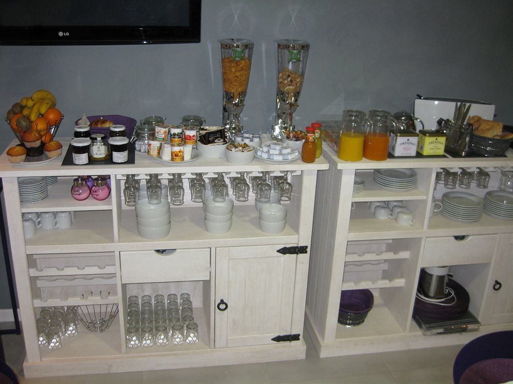 Tipi Hotel 2*