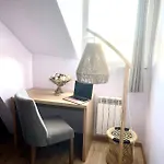 Tipi Hotel 2*